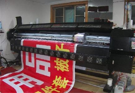 贺州喷绘广告分辨率是多少？